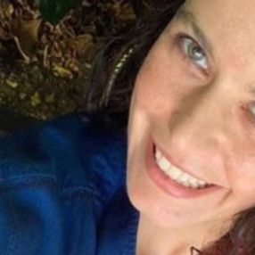 Beren Saat'in Kadınlar Günü paylaşımı