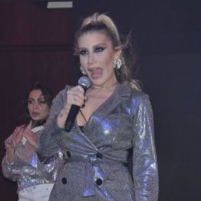 İrem Derici: Ben de hafızamı sildirdim