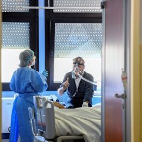 İtalya'da korona nedeniyle ölü sayısı 10 bini geçti
