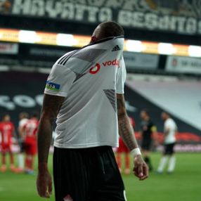 Boateng ve Diaby hakkında karar verildi