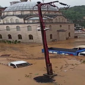 Rize'de selde kaybolan şahsın cansız bedeni bulundu