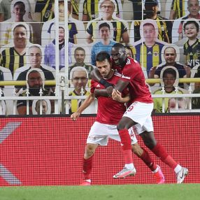 Emre, Galatasaray'dan 1.5 milyon euro maaş alacak