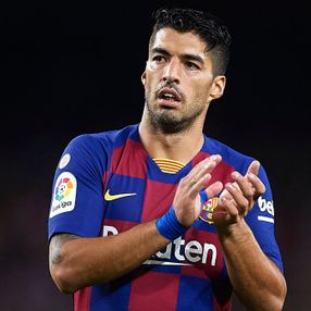 Luis Suarez resmen Atletico Madrid'de