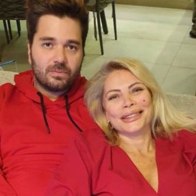 Seray Sever'in ikizleri doğdu