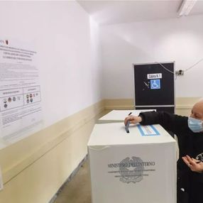 İtalya’da genel seçimler: Aşırı sağcılar önde