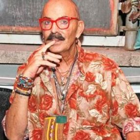 Cemil İpekçi: Hadise gündeme gelmek için dekolte giyer