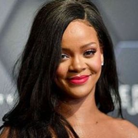 Rihanna: Trump Amerika'nın en akıl hastası insanı