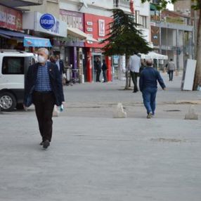 Elazığ’da da kamusal alanda maske şartı