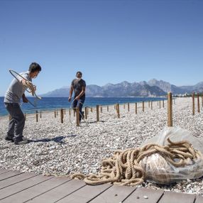 Konyaaltı Plajı'nda deniz keyfi sosyal mesafeli olacak