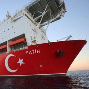 Sondaj gemisi Fatih, Karadeniz’e doğru yola çıktı