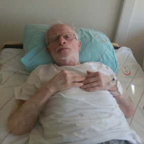 Kronik rahatsızlığı olan 68 yaşındaki adam virüsü yendi