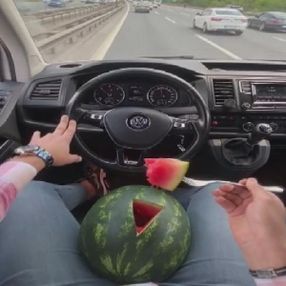 İstanbul'daki karpuzlu maganda yakalandı