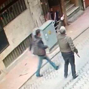Okmeydanı'nda eski ortağının iş yerini bastı