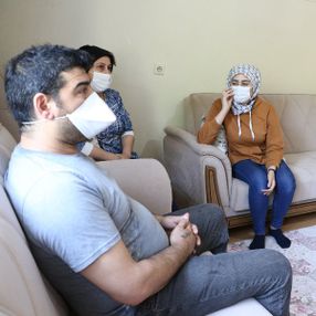 Karabük'te, kalbinde delik olan genç kız koronayı atlattı