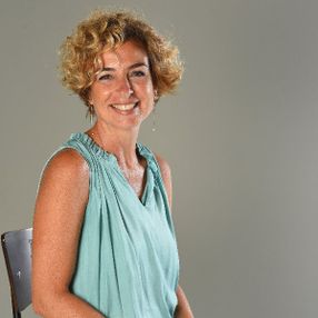 Defne Ongun ile Çılgın Sörfçüler serisini konuştuk