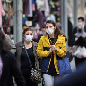 İstanbul'da maske takmak zorunlu oldu