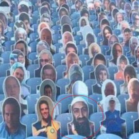 İngilizler, Usame Bin Ladin'in maketini tribüne koydu