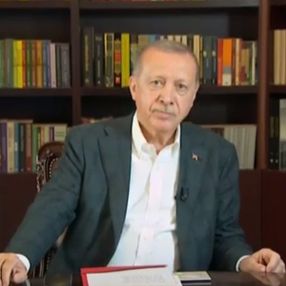Gençlerden Erdoğan'a sosyal medya sorusu