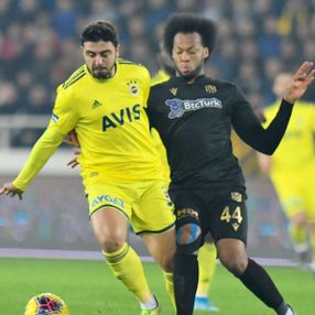 Fenerbahçe, evinde 3 puan aldı