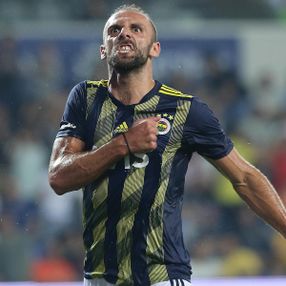 Vedat Muriç, F.Bahçe'den ayrılmayı düşünmüyor