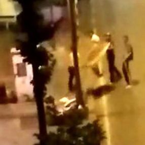 Kağıthane'de iki grup arasında döner bıçaklı kavga