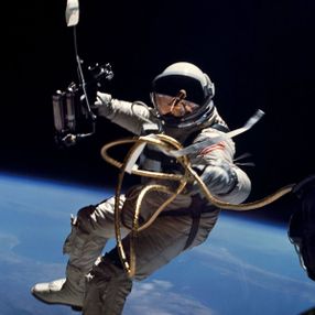 NASA'nın bugün başlayan uzay yürüyüşünü canlı izleyin
