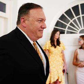 Pompeo Rusya'yı suçladı: Taliban'a silah satıyor