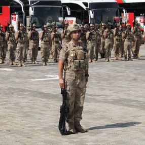 268 Mehmetçik Diyarbakır'dan Resulayn'a uğurlandı