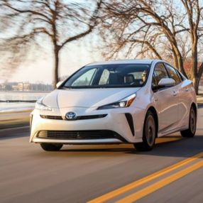 Toyota 267 bin Prius modelini geri çağırıyor