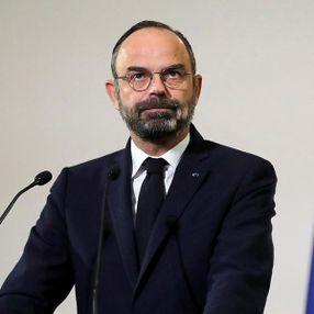 Fransa Başbakanı Philippe istifa etti