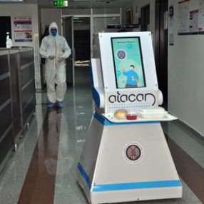 Erzurum'da kullanılan hemşire robot: Atacan