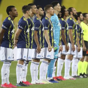 Fenerbahçe bir sezonu daha kupasız tamamladı