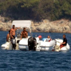 Bodrum'da kaptansız kalan bot herkesi korkuttu