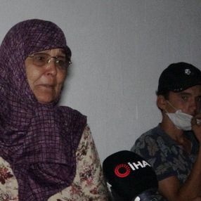 Çanakkale'de köylüler evleri için nöbet tutuyor