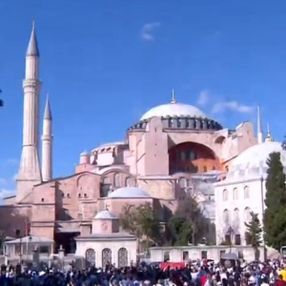 Ayasofya Camii'nden ezan sesi yükseldi