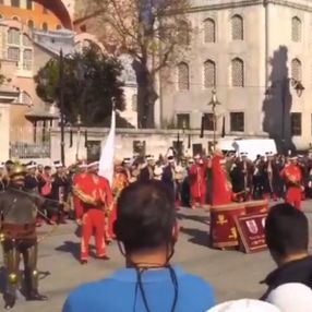 Ayasofya'nın önünde Mehter Marşı çalındı