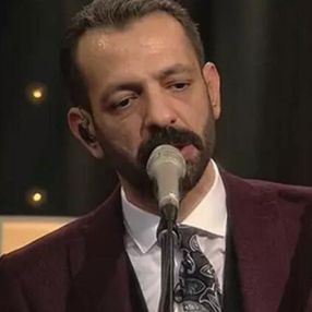 Solist Arkun, sevgilisini darbettiği iddiasını yalanladı