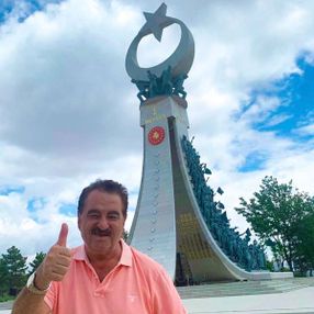 İbrahim Tatlıses, şehitler için 100 kurban kestirdi