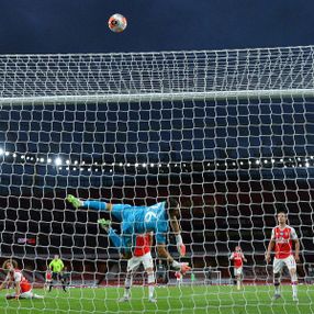 Şampiyon Liverpool'un puan rekorunu kırma şansı kalmadı