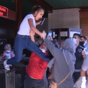 Eminönü İskelesi'nde kavga çıktı