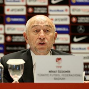 Nihat Özdemir'den 'seyirci' müjdesi