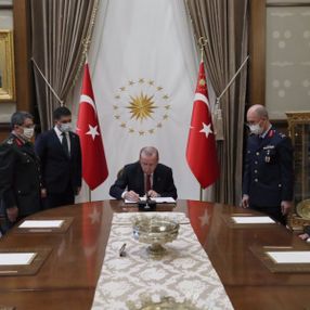 Zekai Aksakallı ve İsmail Temel emekli edildi