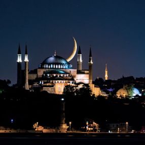 Ayasofya 24 saat açık kalacak