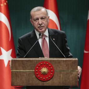 Kredi ve burslar bayram öncesi yatırılacak