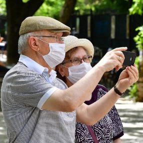 65 yaş sınırı Kurban Bayramı'ndan sonra kalkacak