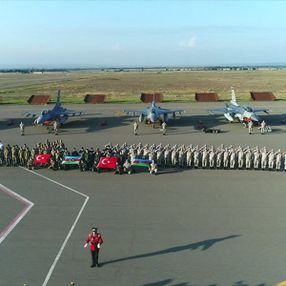 Türk F-16'ları Azerbaycan'da