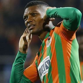 Beşiktaş ve Başakşehir, Fernandes'le ilgileniyor