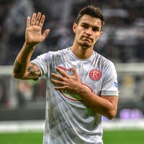 Kaan Ayhan, Düsseldorf'tan ayrıldı