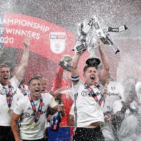 Fulham Premier Lig'e yükseldi