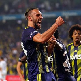 Vedat Muriç'e Lazio'dan 18 milyon euroluk teklif